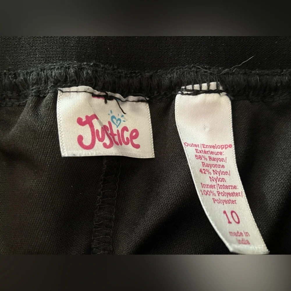 Justice Girl’s Skort, Size 10, Black w Sequiny Flowers on Front